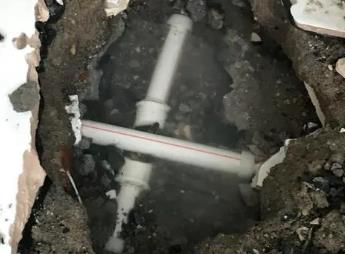 炉霍阳台漏水维修公司为您分享楼上楼下漏水怎么处理