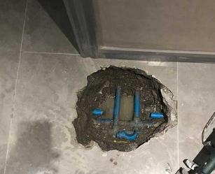 炉霍阳台漏水维修公司分享下暖气管道漏水的原因有哪些